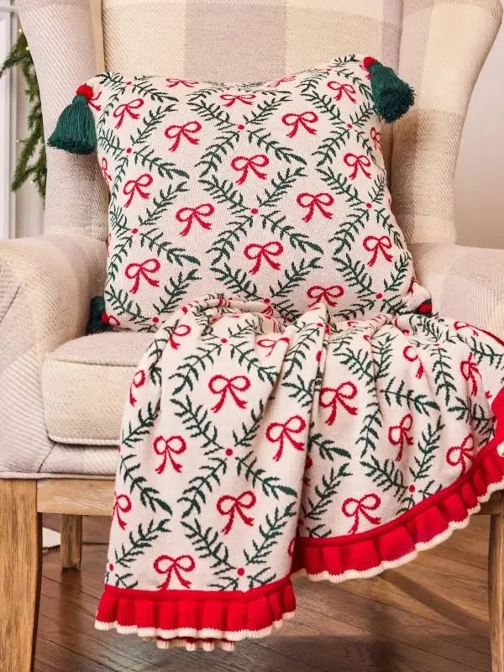 Mary Square Holiday Trellis Throw Blanket